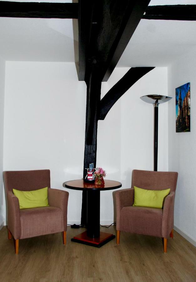 Alt Warburg Hotel ภายนอก รูปภาพ